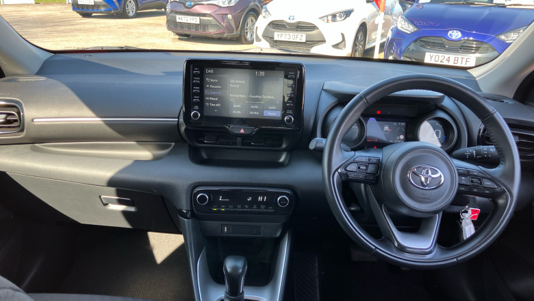 Toyota Yaris 1.5 Hybrid Design 5dr CVT Hybrid Hatchback